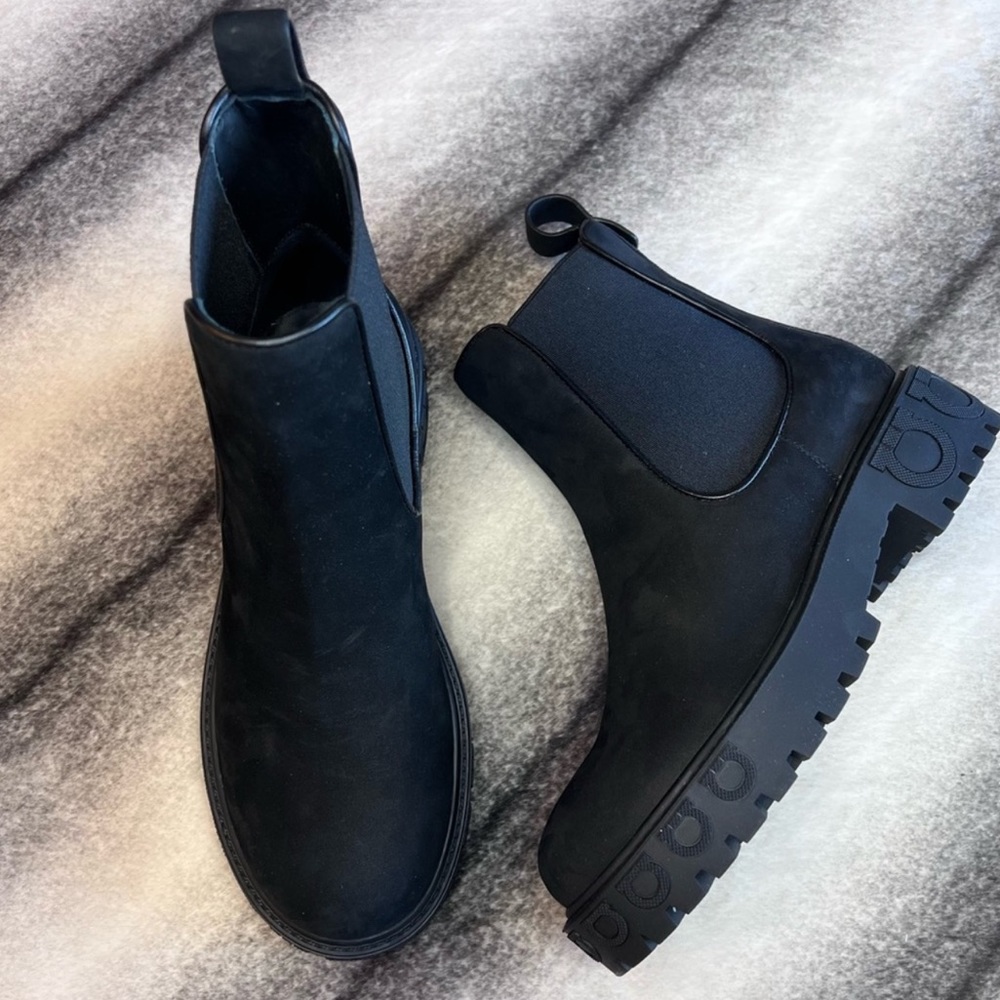 Salvatore Ferragamo Varsi Nero Nubuck Black Suede Logo Chelsea Combat Boots